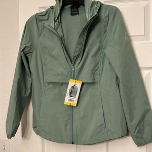 Light weight jacket